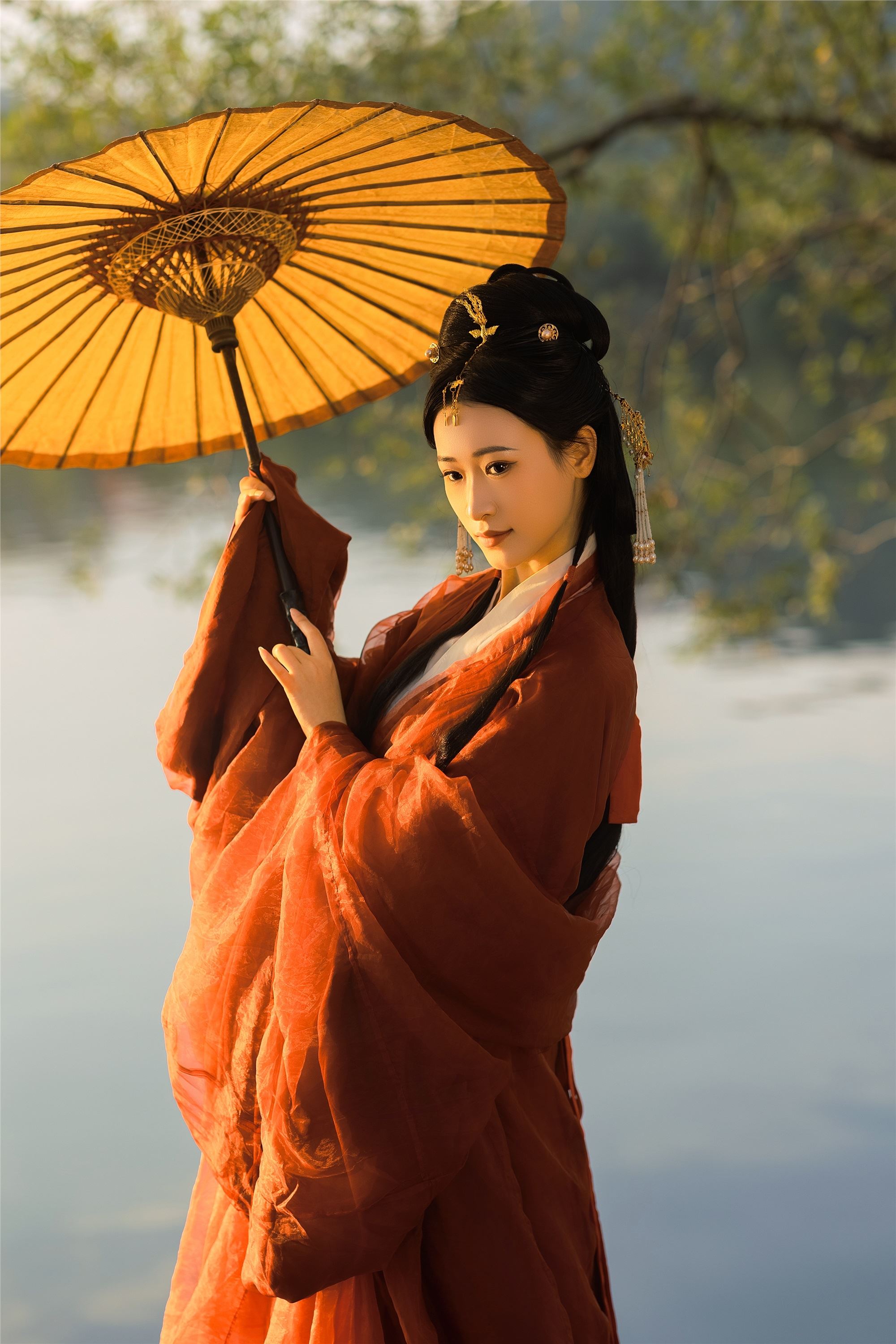 YITUYU艺图语 2025.01.27 落日熔金 江月月月